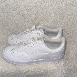 Nike White Women's Sneakers